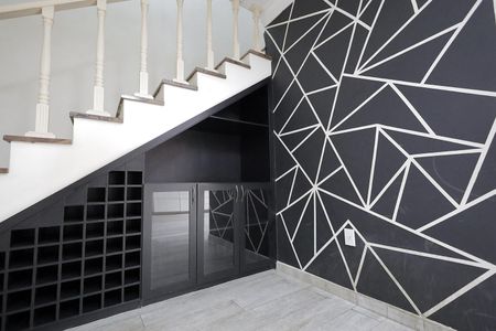 Casa à venda com 254m², 3 quartos e 6 vagas Casa à venda com 254m², 3 quartos e 6 vagasAdega