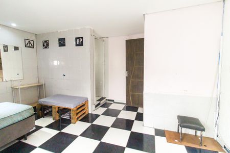 Quarto/Cozinha de casa para alugar com 1 quarto, 25m² em Cidade Líder, São Paulo