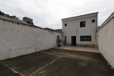 Casa à venda com 309m², 4 quartos e 3 vagas Casa à venda com 309m², 4 quartos e 3 vagasQuintal