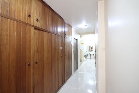 Apartamento para alugar com 50m², 1 quarto e sem vagaCorredor