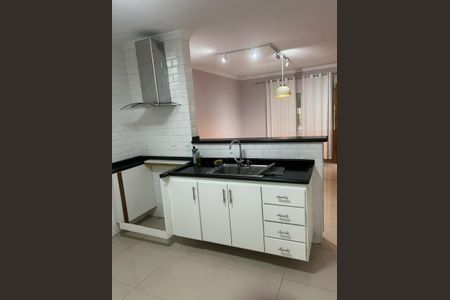 Casa à venda com 200m², 2 quartos e 2 vagas Casa à venda com 200m², 2 quartos e 2 vagasFoto 27