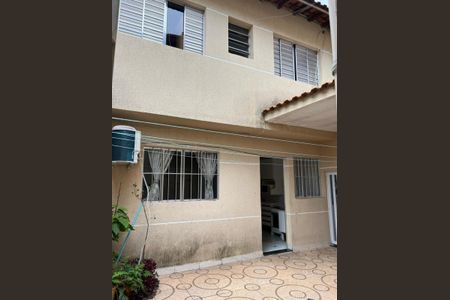 Casa à venda com 200m², 2 quartos e 2 vagas Casa à venda com 200m², 2 quartos e 2 vagasFoto 09
