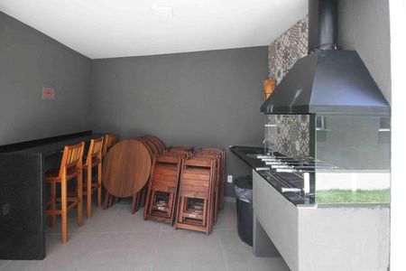 Apartamento para alugar com 31m², 2 quartos e sem vagaÁrea comum - Churrasqueira