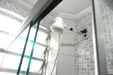 Banheiro de apartamento para alugar com 1 quarto, 40m² em Gonzaga, Santos