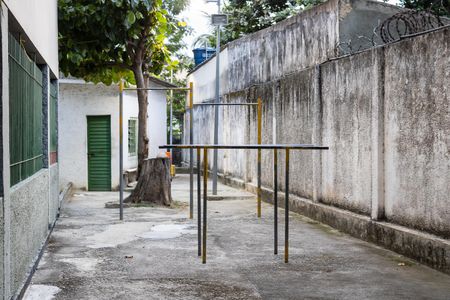 Apartamento para alugar com 45m², 2 quartos e 1 vaga Apartamento para alugar com 45m², 2 quartos e 1 vagaÁrea comum - Academia