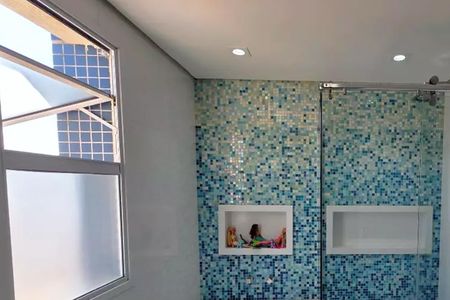 Apartamento à venda com 147m², 3 quartos e 4 vagasBanheiro da Suíte 1