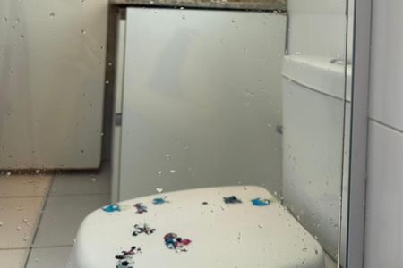 Apartamento à venda com 147m², 3 quartos e 4 vagasBanheiro da Suíte 2