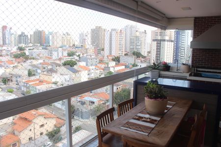 Apartamento à venda com 147m², 3 quartos e 4 vagasVaranda