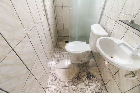 Apartamento para alugar com 46m², 2 quartos e 1 vaga Apartamento para alugar com 46m², 2 quartos e 1 vagaBanheiro