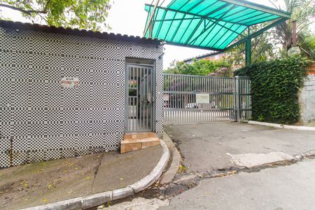 Apartamento para alugar com 46m², 2 quartos e 1 vaga Apartamento para alugar com 46m², 2 quartos e 1 vagaFachada