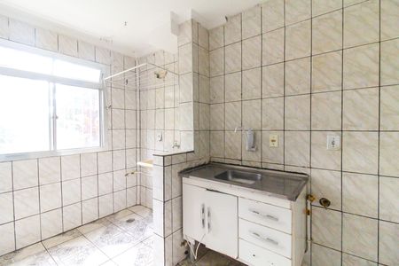 Apartamento para alugar com 46m², 2 quartos e 1 vaga Apartamento para alugar com 46m², 2 quartos e 1 vagaCozinha e Área de Serviço