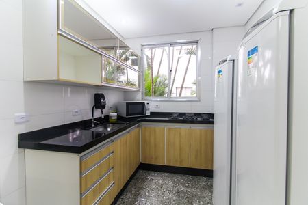 Apartamento para alugar com 75m², 2 quartos e 1 vagaÁrea comum - Salão de festas