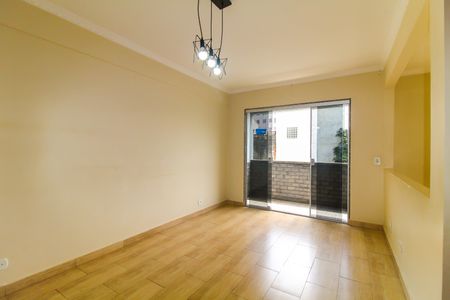Apartamento para alugar com 75m², 2 quartos e 1 vagaSala