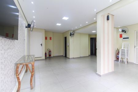 Apartamento para alugar com 75m², 2 quartos e 1 vagaÁrea comum - Salão de festas