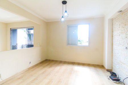 Apartamento para alugar com 75m², 2 quartos e 1 vagaSala/Quarto