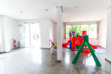 Apartamento para alugar com 75m², 2 quartos e 1 vagaHall e Brinquedoteca