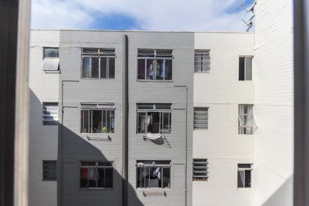 Apartamento à venda com 54m², 2 quartos e 1 vaga Apartamento à venda com 54m², 2 quartos e 1 vagaVista da Cozinha e Área de Serviço