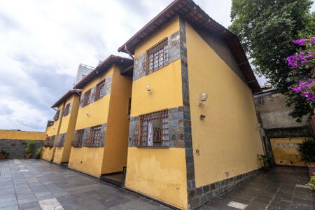 Apartamento à venda com 74m², 3 quartos e 1 vaga Apartamento à venda com 74m², 3 quartos e 1 vagaHall de entrada