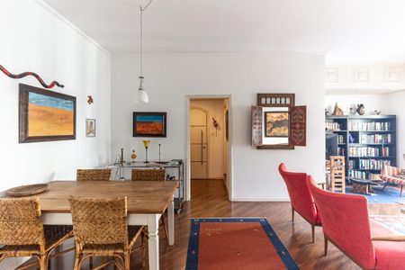 Apartamento para alugar com 130m², 3 quartos e 1 vaga Apartamento para alugar com 130m², 3 quartos e 1 vagaSala