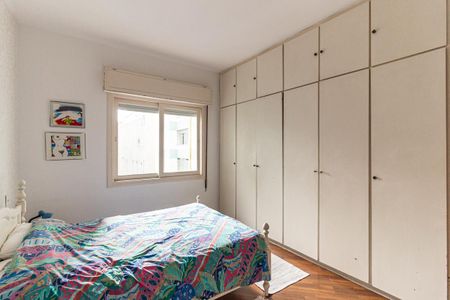 Apartamento para alugar com 130m², 3 quartos e 1 vaga Apartamento para alugar com 130m², 3 quartos e 1 vagaSuíte