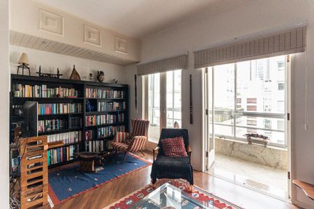 Apartamento para alugar com 130m², 3 quartos e 1 vaga Apartamento para alugar com 130m², 3 quartos e 1 vagaSala