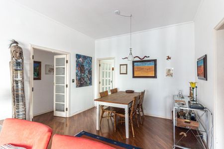 Apartamento para alugar com 130m², 3 quartos e 1 vaga Apartamento para alugar com 130m², 3 quartos e 1 vagaSala