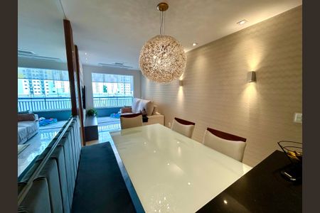 Apartamento à venda com 75m², 3 quartos e 2 vagasSala