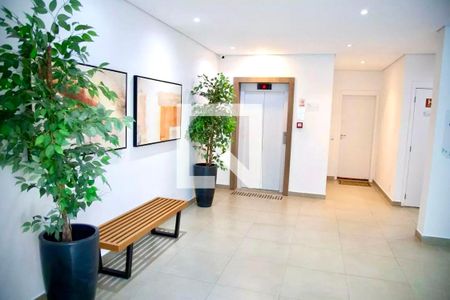 Apartamento à venda com 75m², 3 quartos e 2 vagasHall social