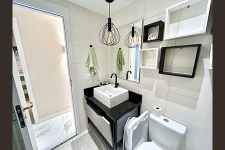 Apartamento à venda com 75m², 3 quartos e 2 vagasBanheiro 1