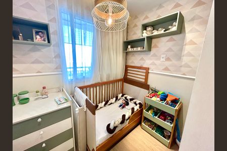 Apartamento à venda com 75m², 3 quartos e 2 vagasQuarto 2