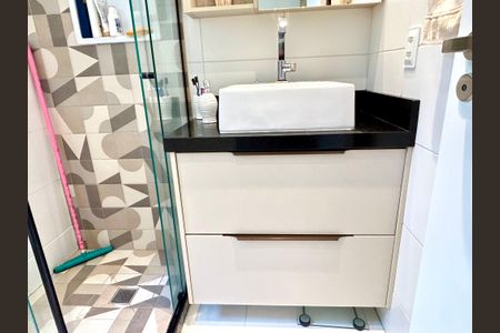 Apartamento à venda com 75m², 3 quartos e 2 vagasBanheiro da Suíte