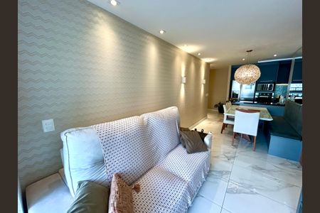 Apartamento à venda com 75m², 3 quartos e 2 vagasSala