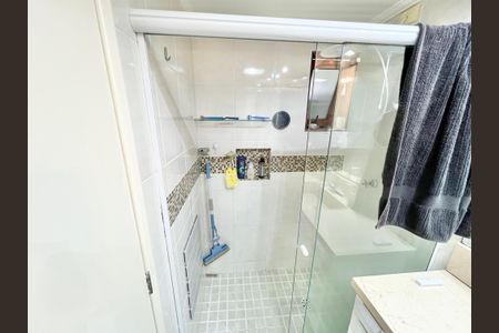 Apartamento à venda com 64m², 2 quartos e 1 vaga Apartamento à venda com 64m², 2 quartos e 1 vagaBanheiro