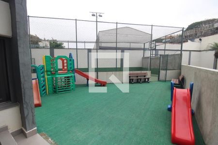 Apartamento à venda com 64m², 2 quartos e 1 vaga Apartamento à venda com 64m², 2 quartos e 1 vagaÁrea comum - Playground