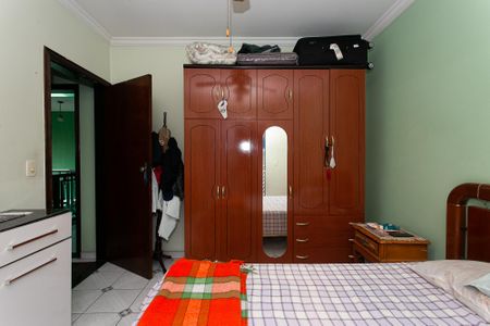 Casa à venda com 250m², 4 quartos e 5 vagas Casa à venda com 250m², 4 quartos e 5 vagasQuarto 2