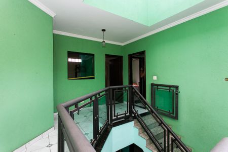 Casa à venda com 250m², 4 quartos e 5 vagas Casa à venda com 250m², 4 quartos e 5 vagasCorredor