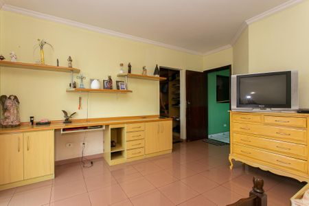 Casa à venda com 250m², 4 quartos e 5 vagas Casa à venda com 250m², 4 quartos e 5 vagasSuíte