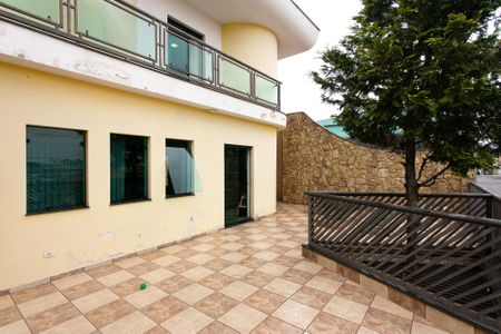 Casa à venda com 250m², 4 quartos e 5 vagas Casa à venda com 250m², 4 quartos e 5 vagasVaranda da Sala