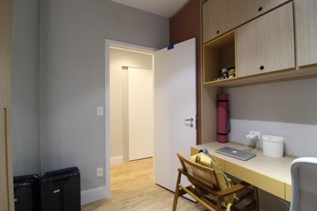 Apartamento à venda com 87m², 3 quartos e 2 vagasQuarto 2