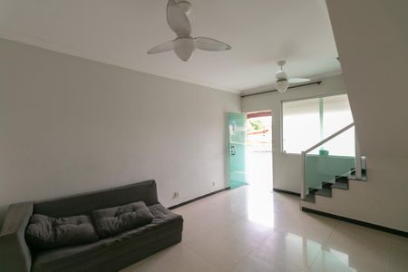 Casa para alugar com 2 quartos, 77m² em Mantiqueira, Belo Horizonte