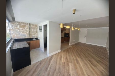 Sala de apartamento para alugar com 2 quartos, 68m² em Alphaville I, Salvador