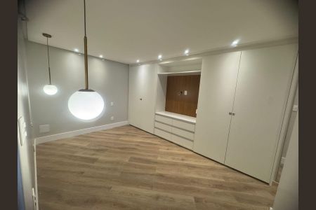 Quarto de apartamento para alugar com 2 quartos, 68m² em Alphaville I, Salvador