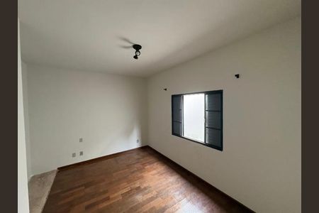 Casa para alugar com 3 quartos, 175m² em Santa Mônica, Uberlândia