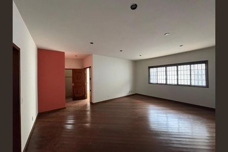 Sala de casa para alugar com 3 quartos, 175m² em Santa Mônica, Uberlândia