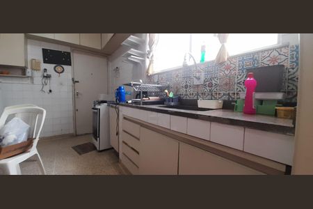 Apartamento à venda com 99m², 3 quartos e 1 vaga