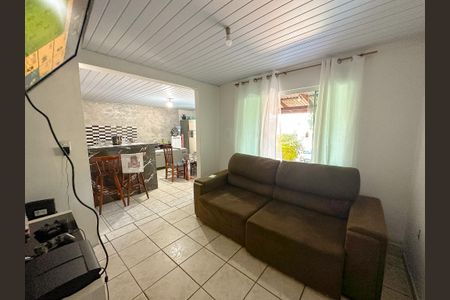 Sala de TV de casa para alugar com 4 quartos, 90m² em Real Parque, São José
