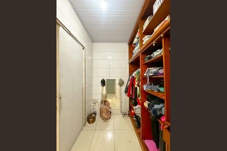 Casa para alugar com 90m², 4 quartos e 2 vagasCloset da suíte