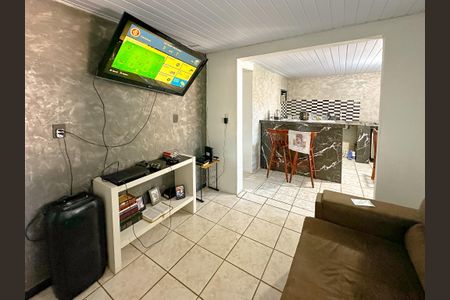 Sala de TV de casa para alugar com 4 quartos, 90m² em Real Parque, São José