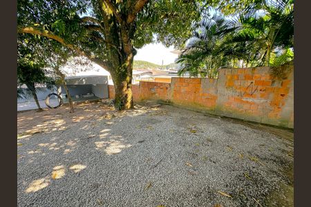 Casa para alugar com 90m², 4 quartos e 2 vagasQuintal