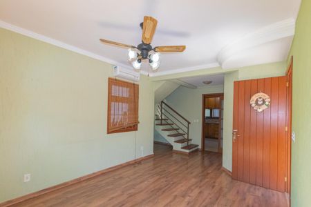 Casa de condomínio para alugar com 117m², 3 quartos e 2 vagasSala